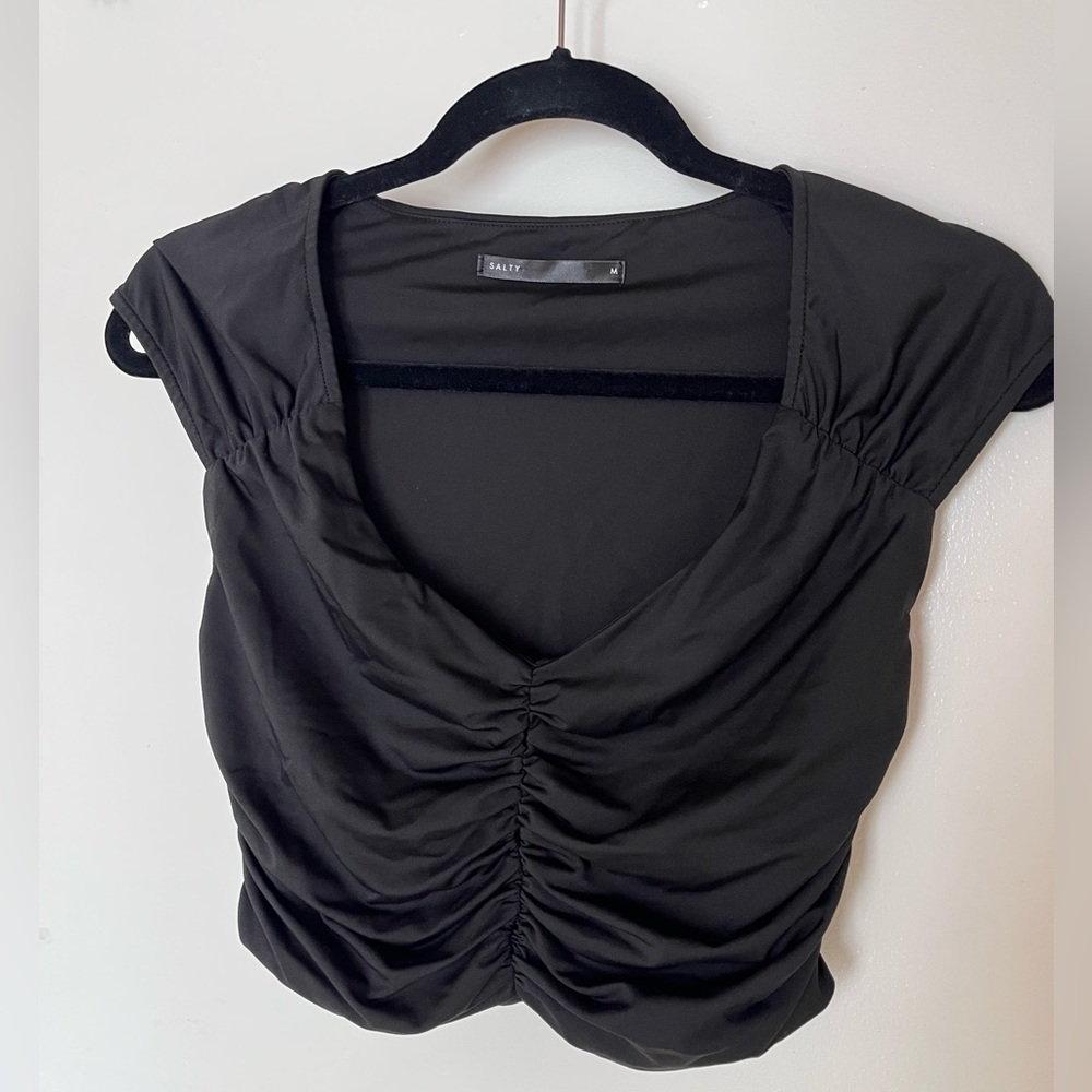 Black ruched crop top